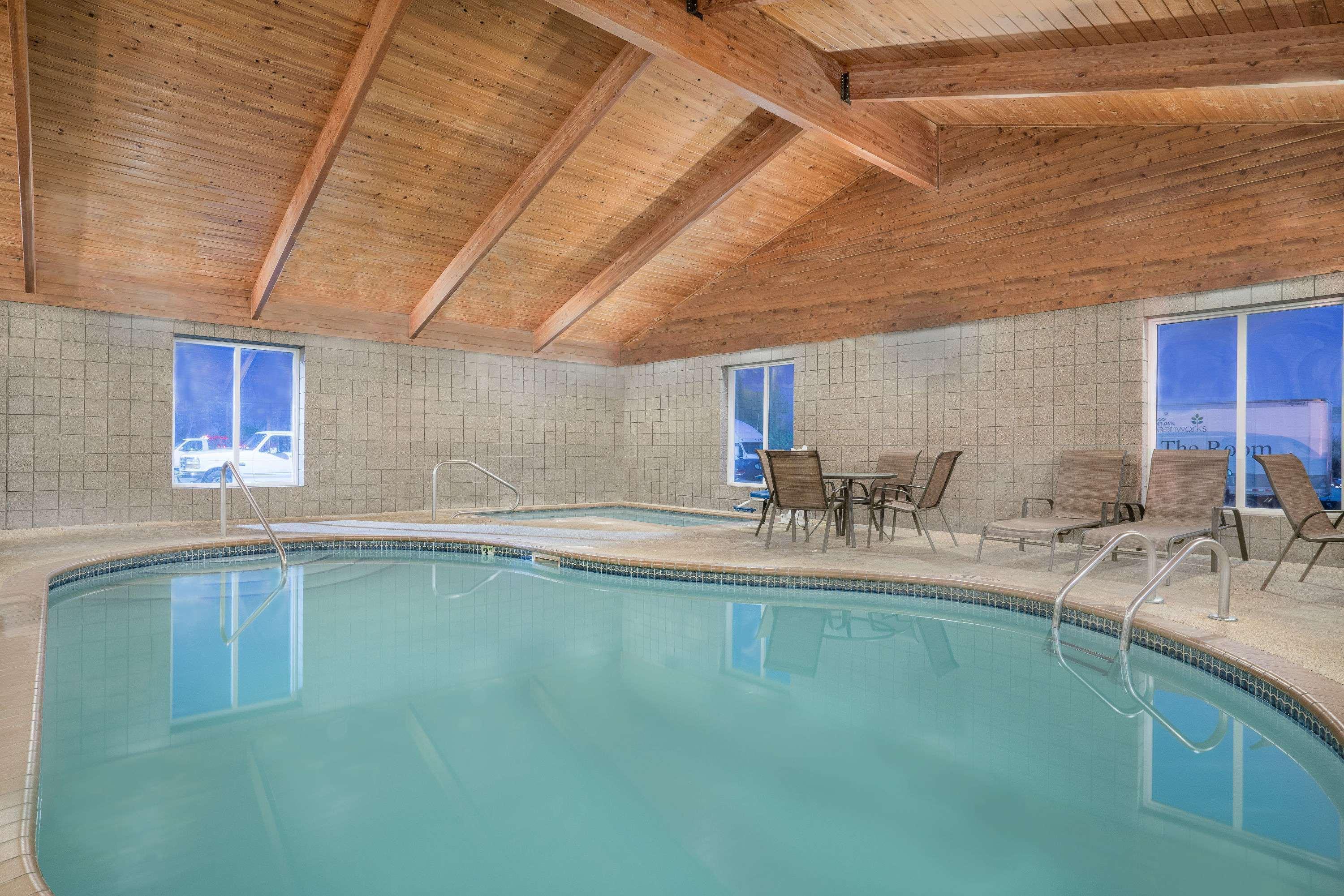 Days Inn By Wyndham Alexandria Mn Экстерьер фото